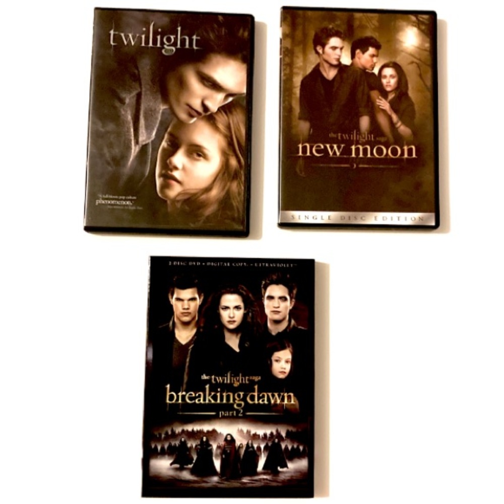 Set of 3 DVDs Twilight Saga Movies: Twilight, New Moon and Breaking Dawn